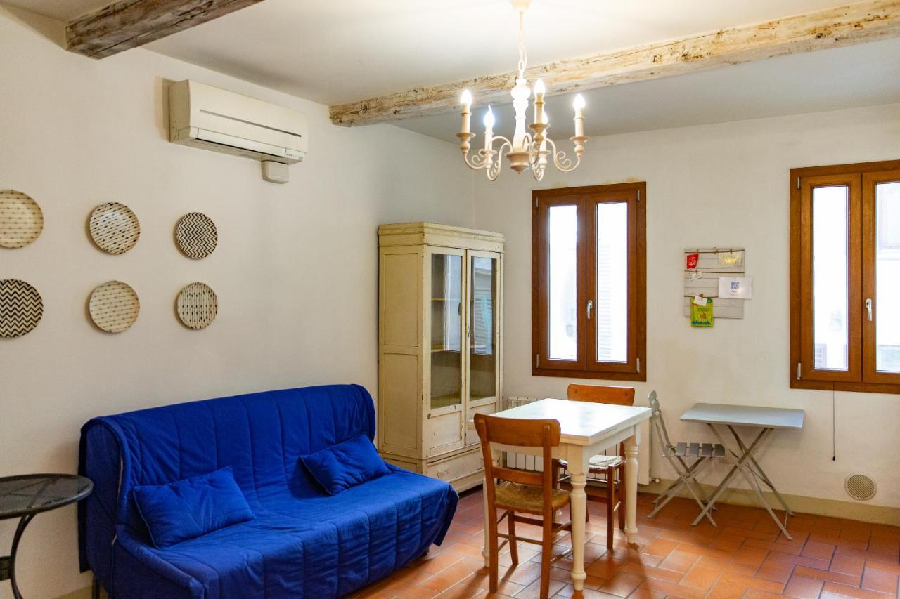 Graceful Apartment In The Heart Of Firenze Bagian luar foto